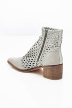 IN THE LOOP WOVEN BOOTS