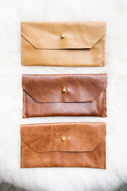 LEATHER PHONE CLUTCH