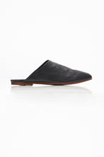 REESE FLAT