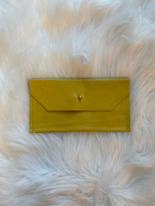 LEATHER PHONE CLUTCH