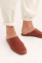REESE FLAT