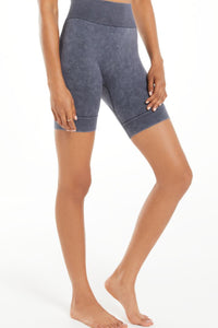 DANCE IT OUT SEAMLESS SHORTS